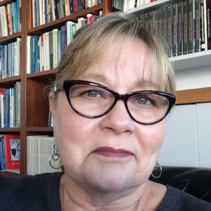 Social studies education and standards-based education reform in North America: Curriculum standardization, high-stakes testing, and resistance